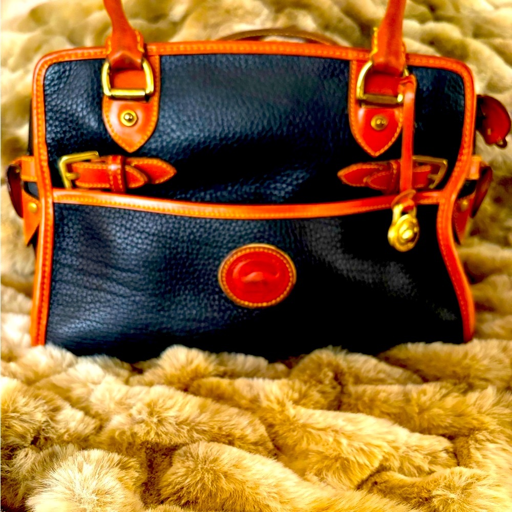 Vintage Dooney & Bourke ‘Riri’ R212